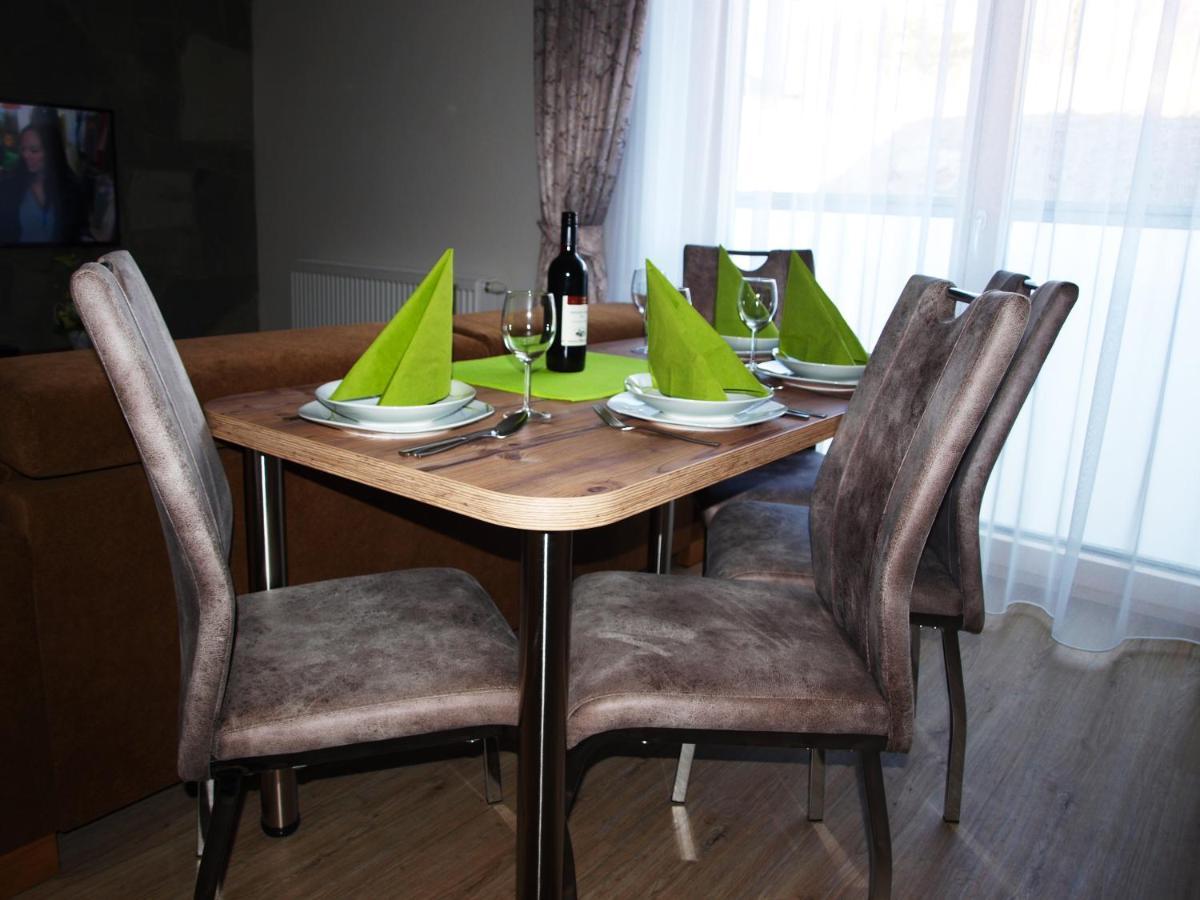 Magic Bernard, Stary Smokovec Apartment วิสโซเค ดาตรี ภายนอก รูปภาพ