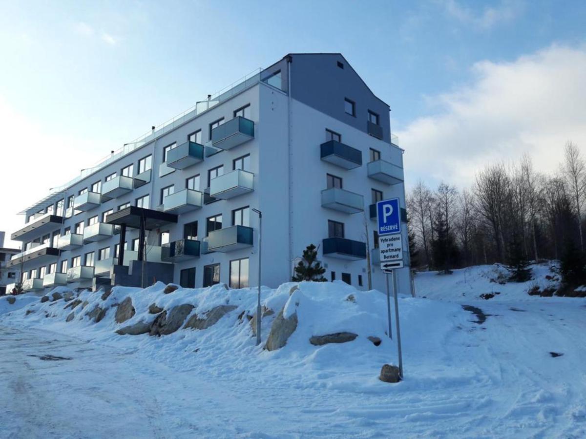 Magic Bernard, Stary Smokovec Apartment วิสโซเค ดาตรี ภายนอก รูปภาพ
