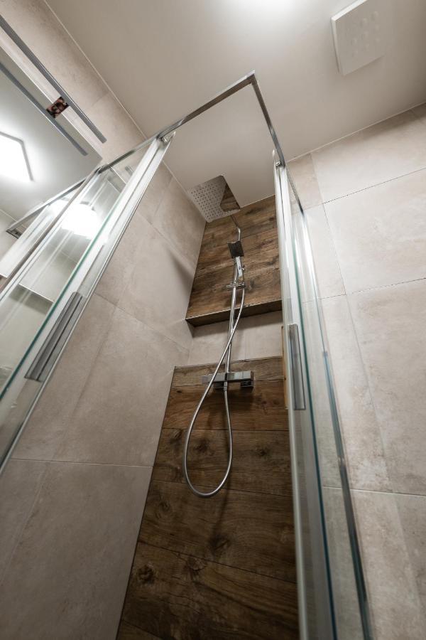 Magic Bernard, Stary Smokovec Apartment วิสโซเค ดาตรี ภายนอก รูปภาพ