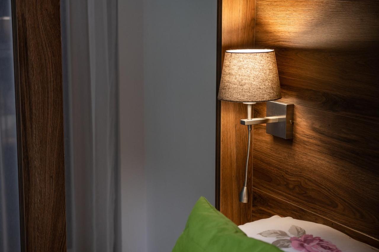 Magic Bernard, Stary Smokovec Apartment วิสโซเค ดาตรี ภายนอก รูปภาพ